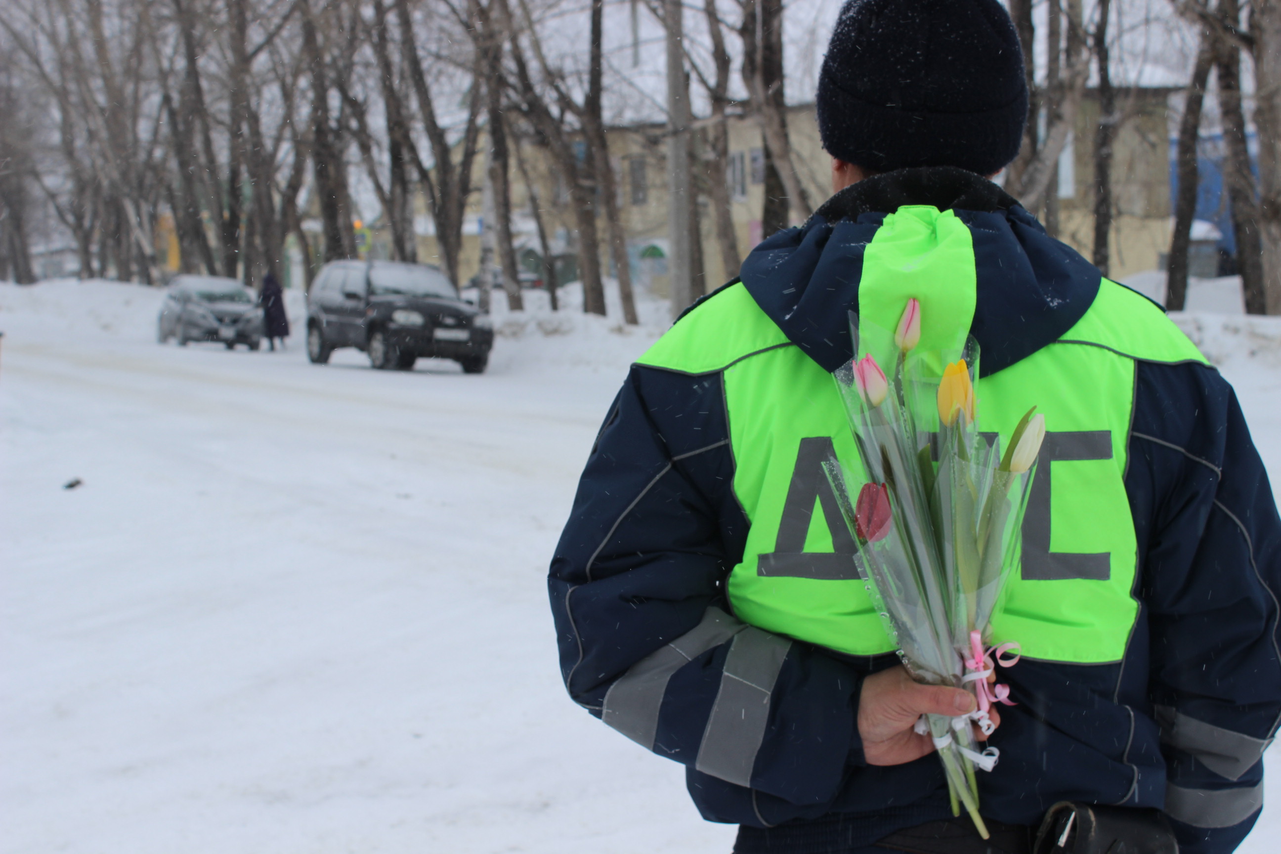 Юные помощники Госавтоинспекции Чаинского района обратились к участникам дорожного движения с призывом соблюдения ПДД.